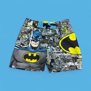 🦇 Batman Comic Print Swim Trunks – Size XS‎